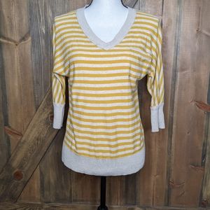 Mossimo Striped Yellow Gold Cream V-neck Lightweight Knit Sweater Sz M